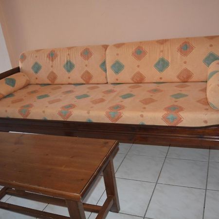 Amaril Apartment Платанес Екстериор снимка