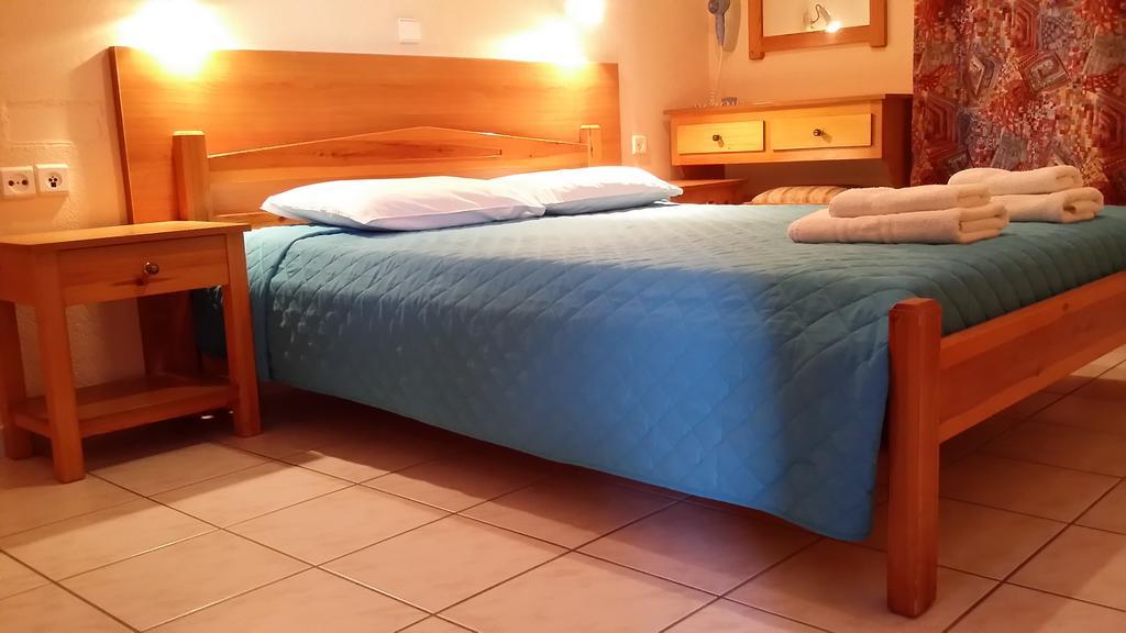 Amaril Apartment Платанес Екстериор снимка