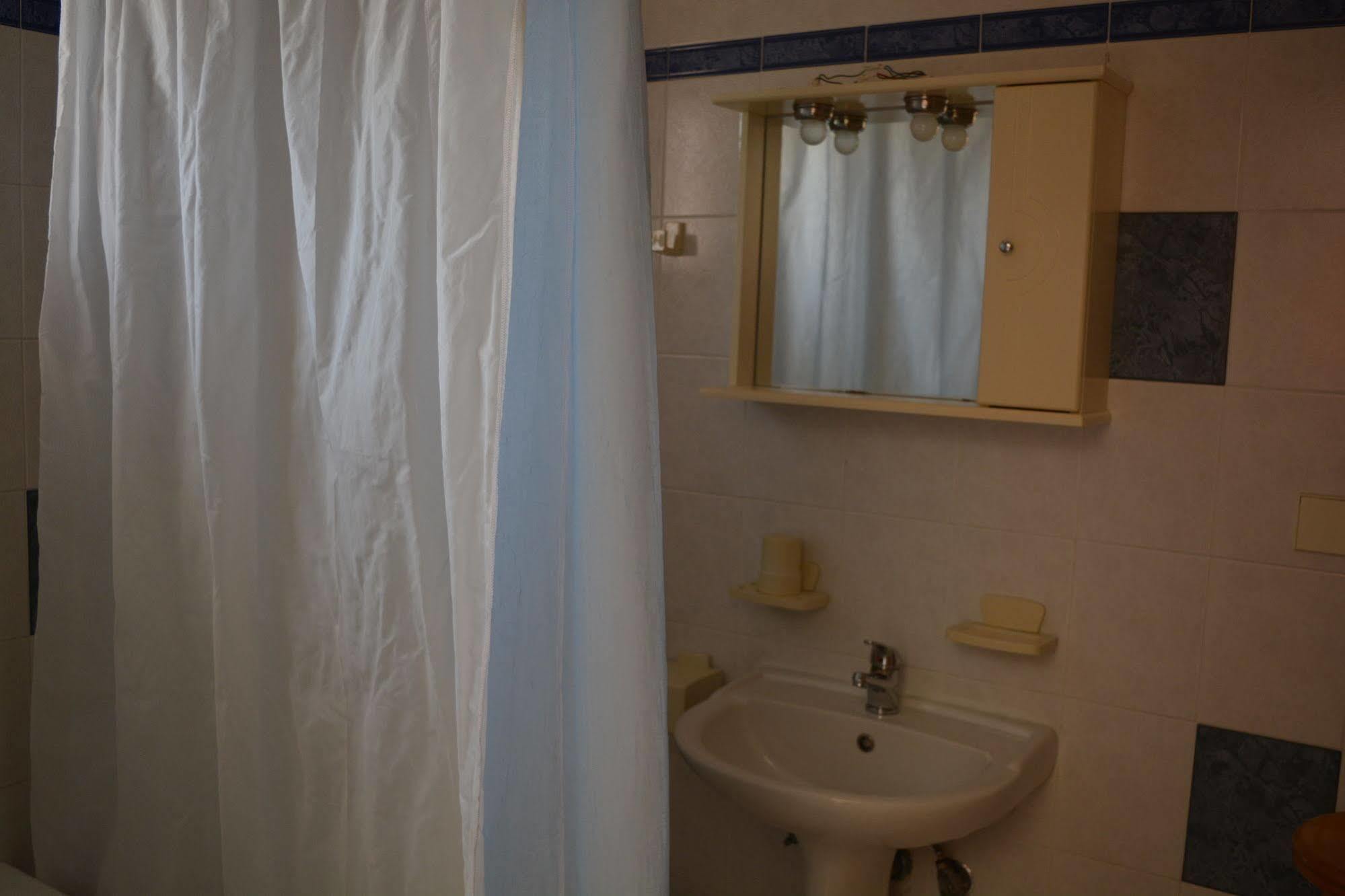 Amaril Apartment Платанес Екстериор снимка