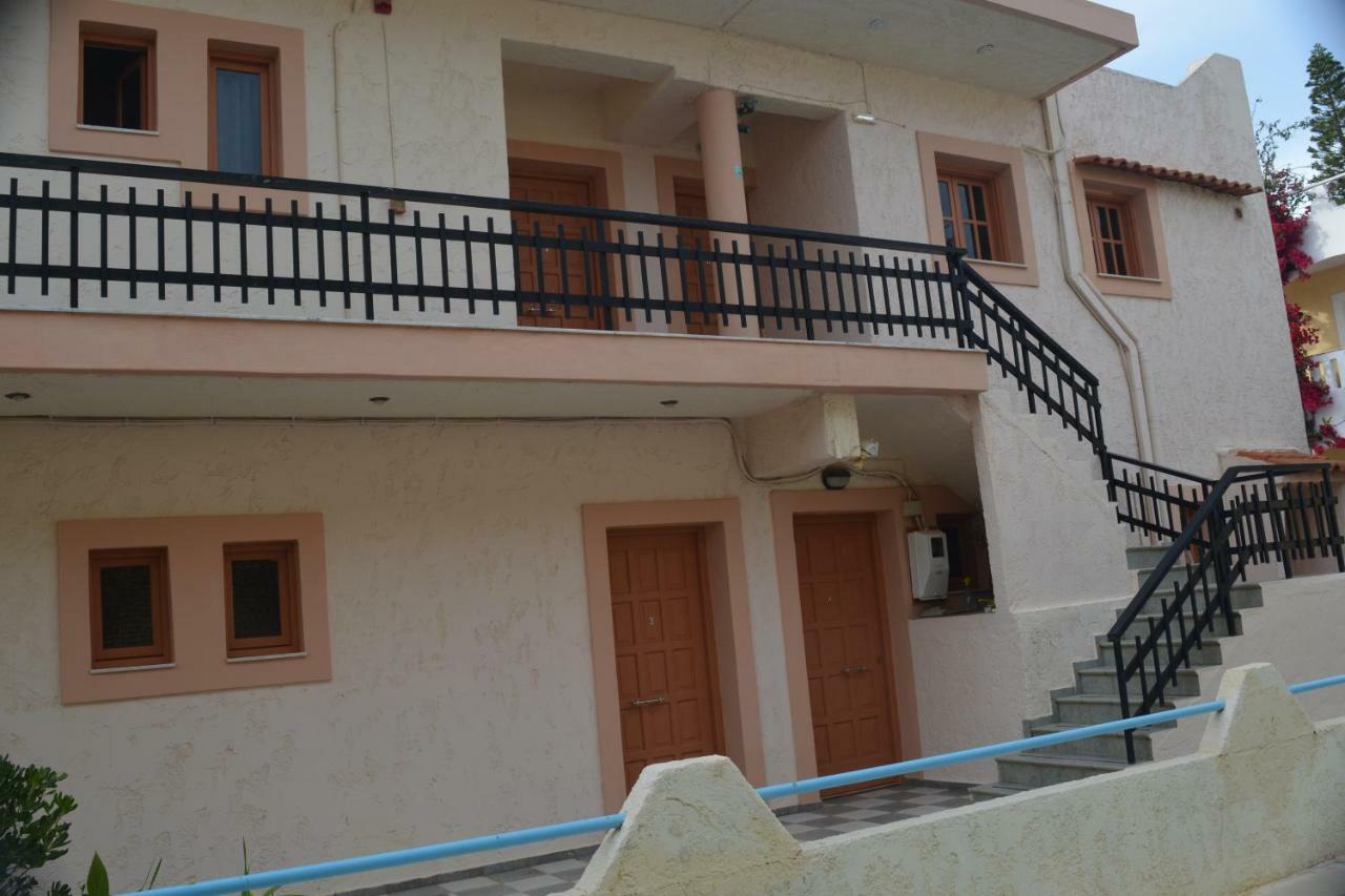 Amaril Apartment Платанес Екстериор снимка